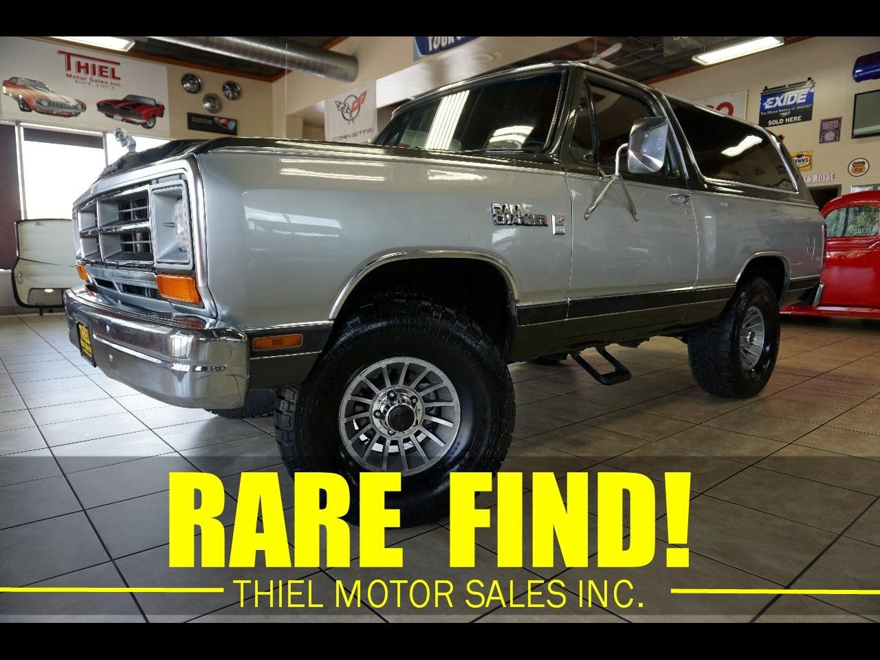 Dodge-Ramcharger-1987-SUV-Maroon