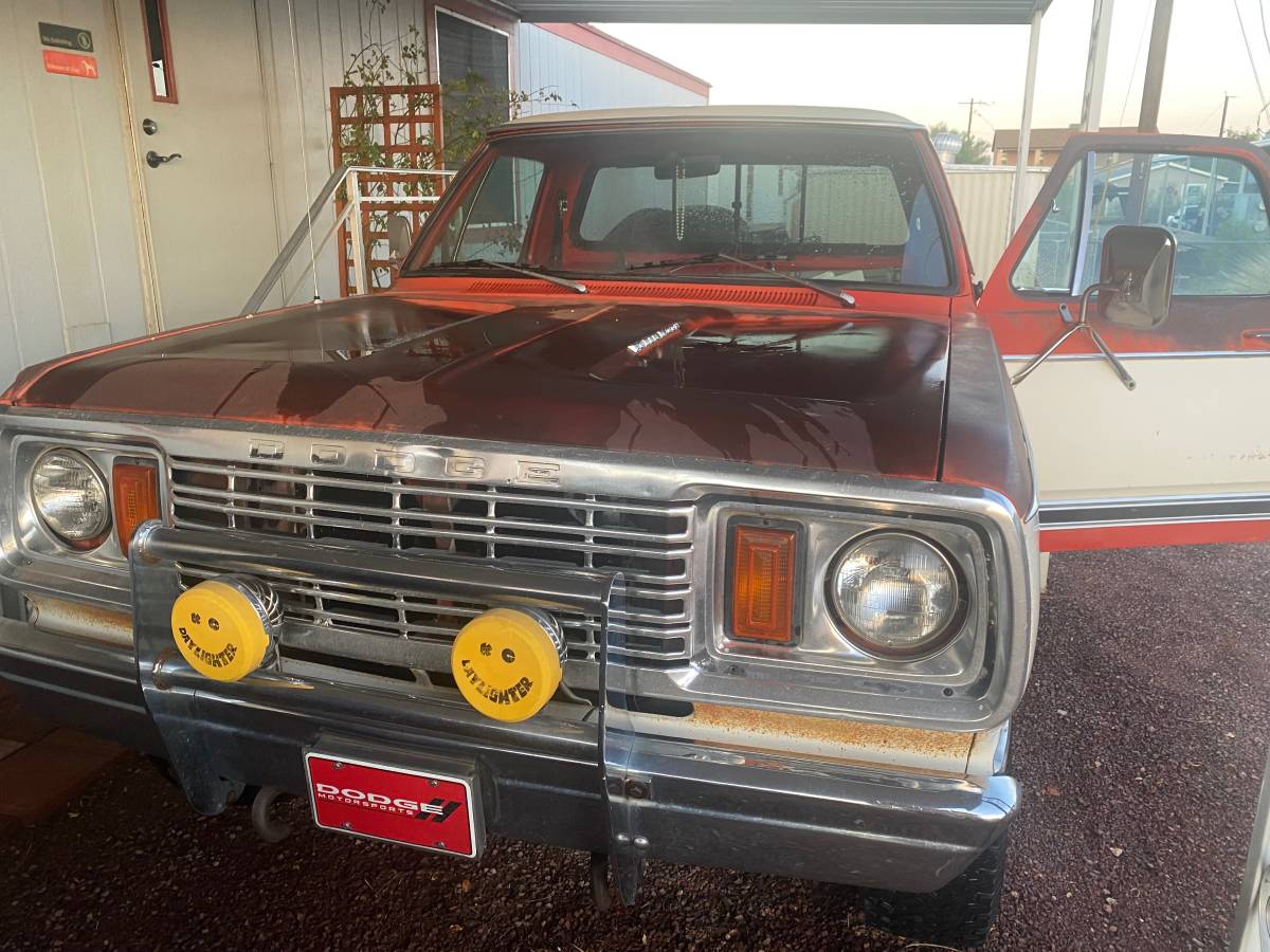 Dodge-W150-1977