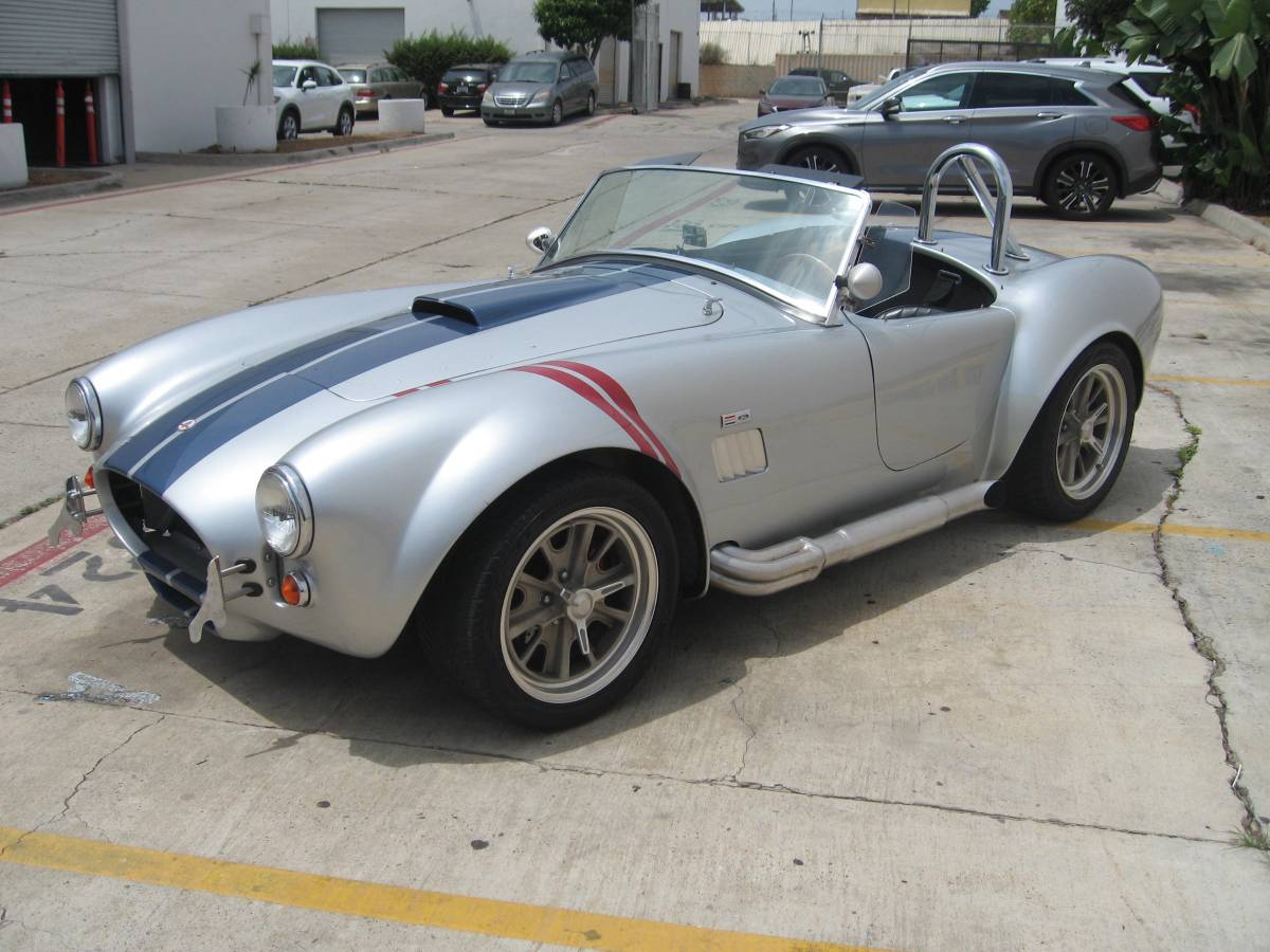 Factory-five-cobra-1965-Gray