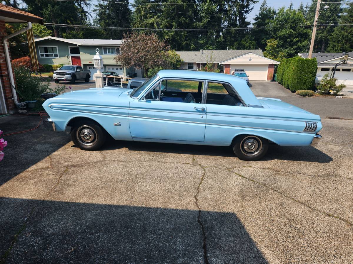Falcon-futura-1964-blue