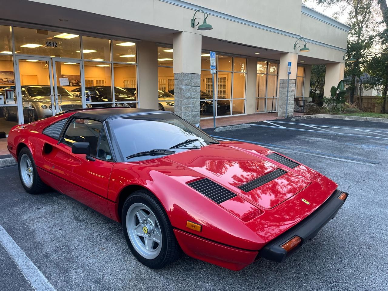 Ferrari 308 1983