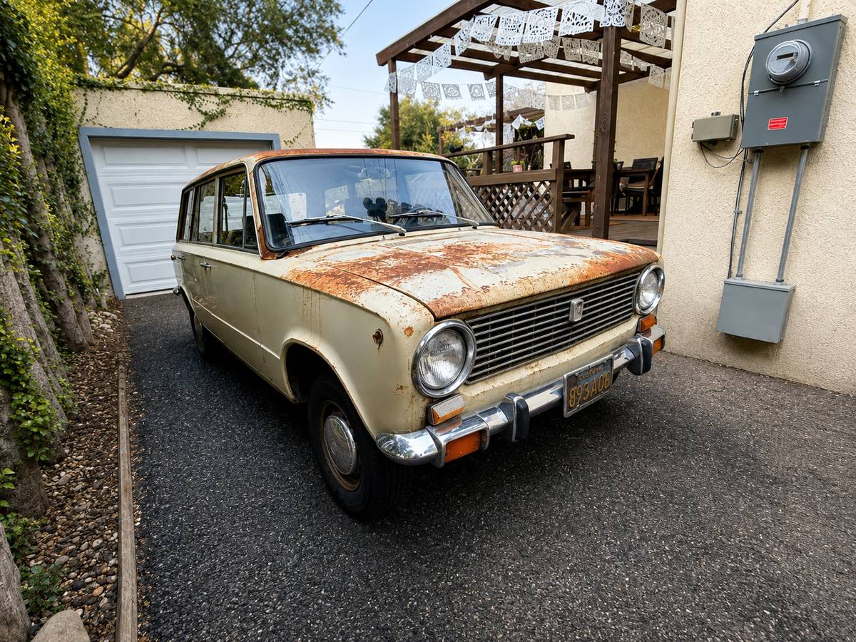 Fiat-124-familiare-wagon-1967