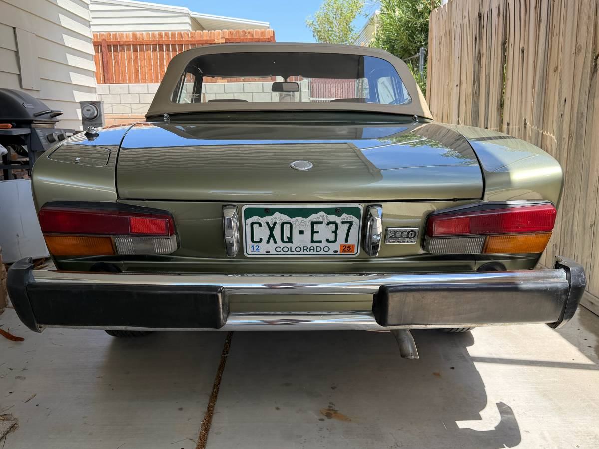 Fiat-124-spider-convertible-1981-green