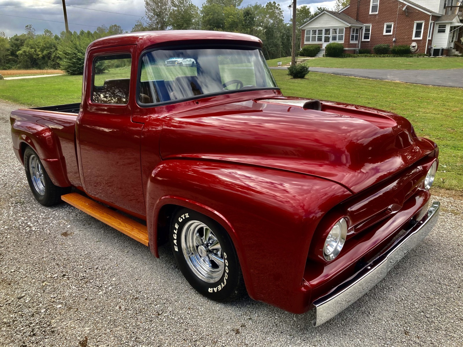 Ford-12-Ton-Pickup-1956-Tan