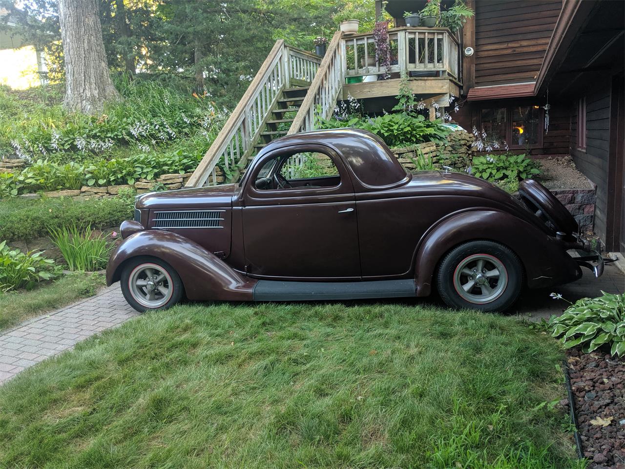 Ford-3-window-coupe-1936-mahogany-brown-red