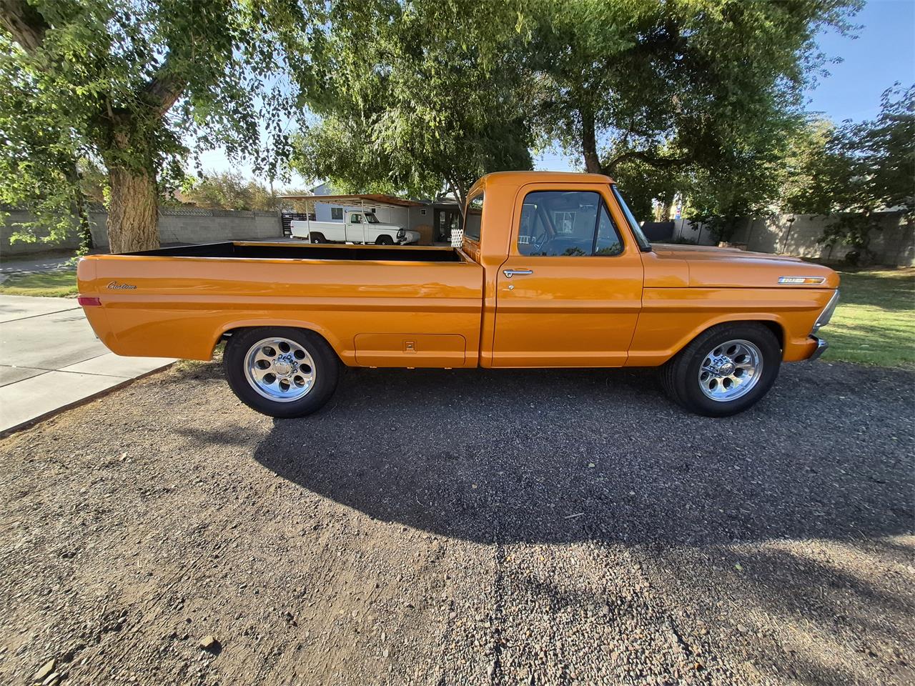Ford-34-ton-pickup-1972-Orange-Black