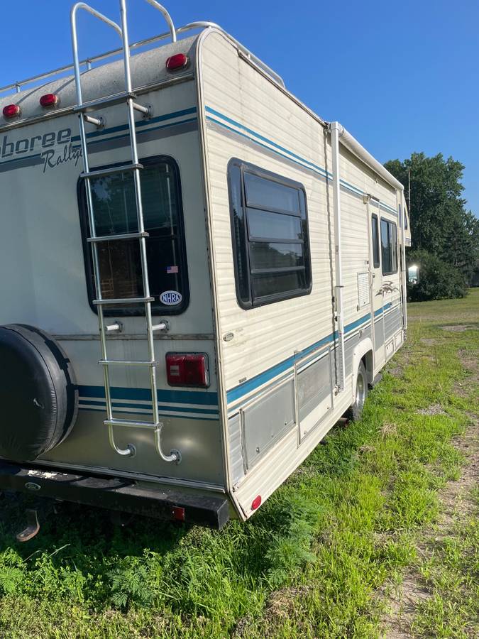 Ford-350-fleetwood-jamboree-1990-white