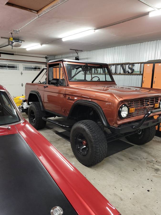 Ford Bronco 1966, photo 1
