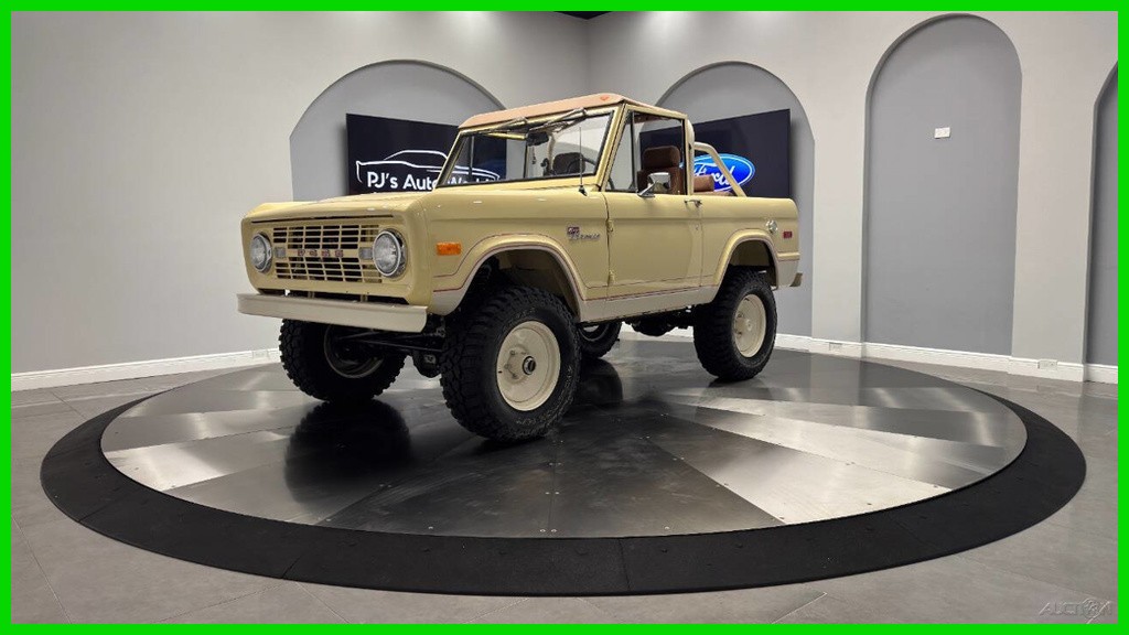 Ford-Bronco-1967-Brown Ford Bronco 1967