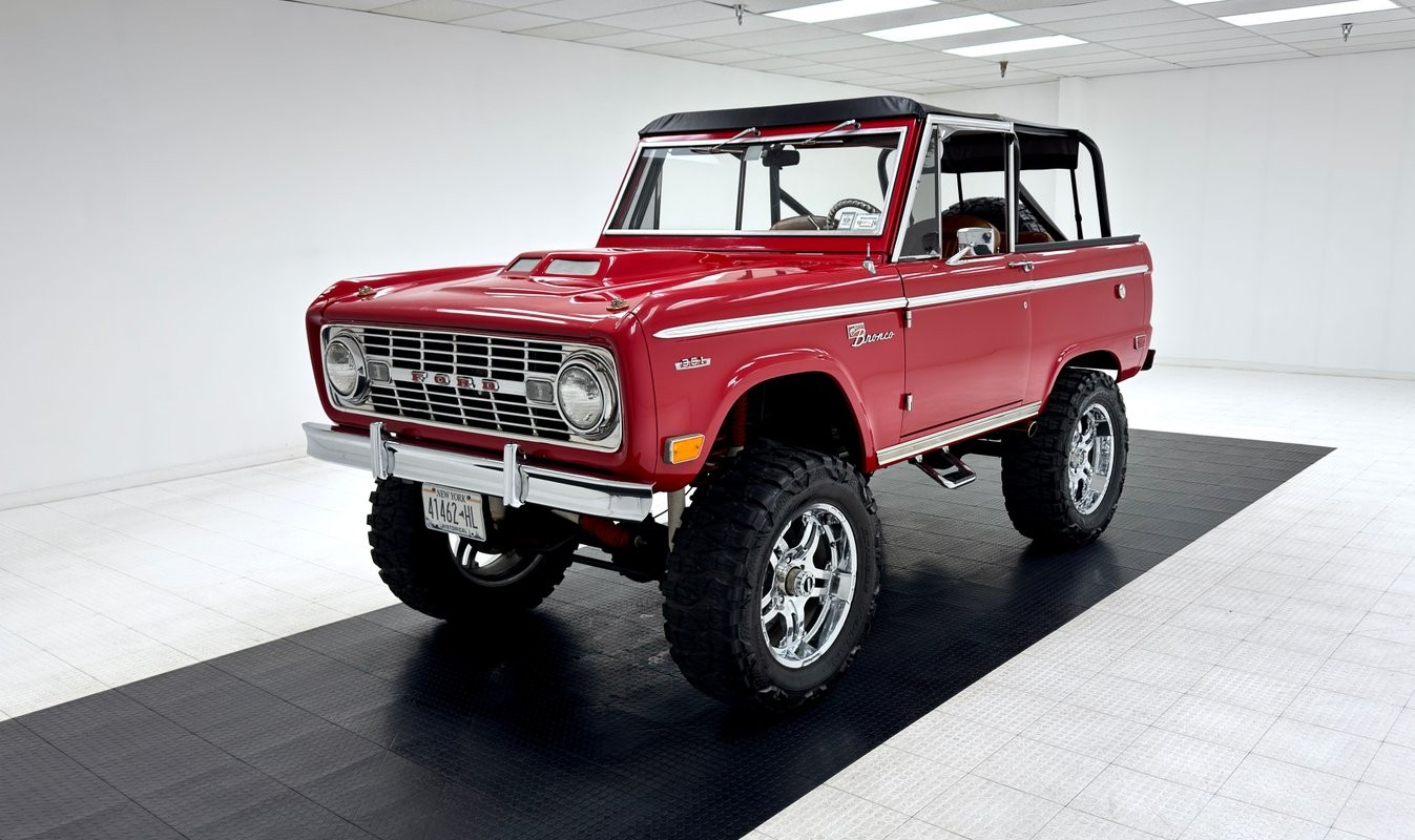 Ford-Bronco-1968-Convertible-Saddle