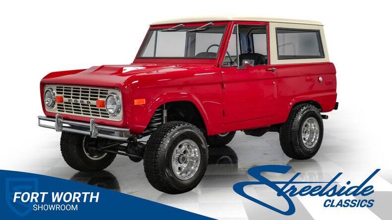 Ford-Bronco-1970-Red-Black