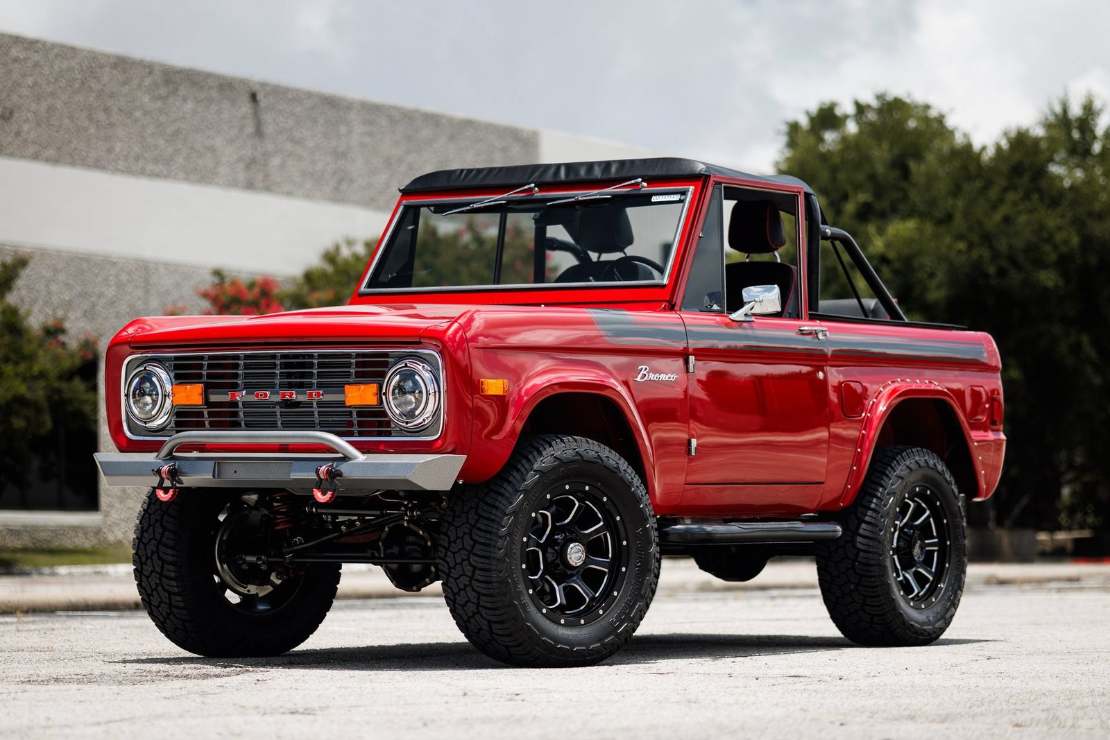 Ford-Bronco-1977-Sport-Utility-Black
