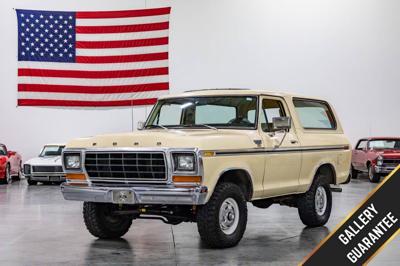 Ford-Bronco-1979-Pastel-Sand-Sand