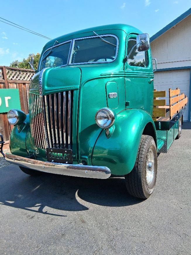 Ford-Coe-1947-green