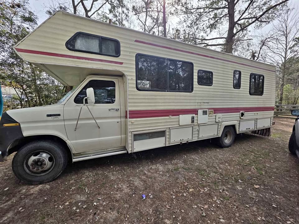 Ford-Conquest-e-350-1991