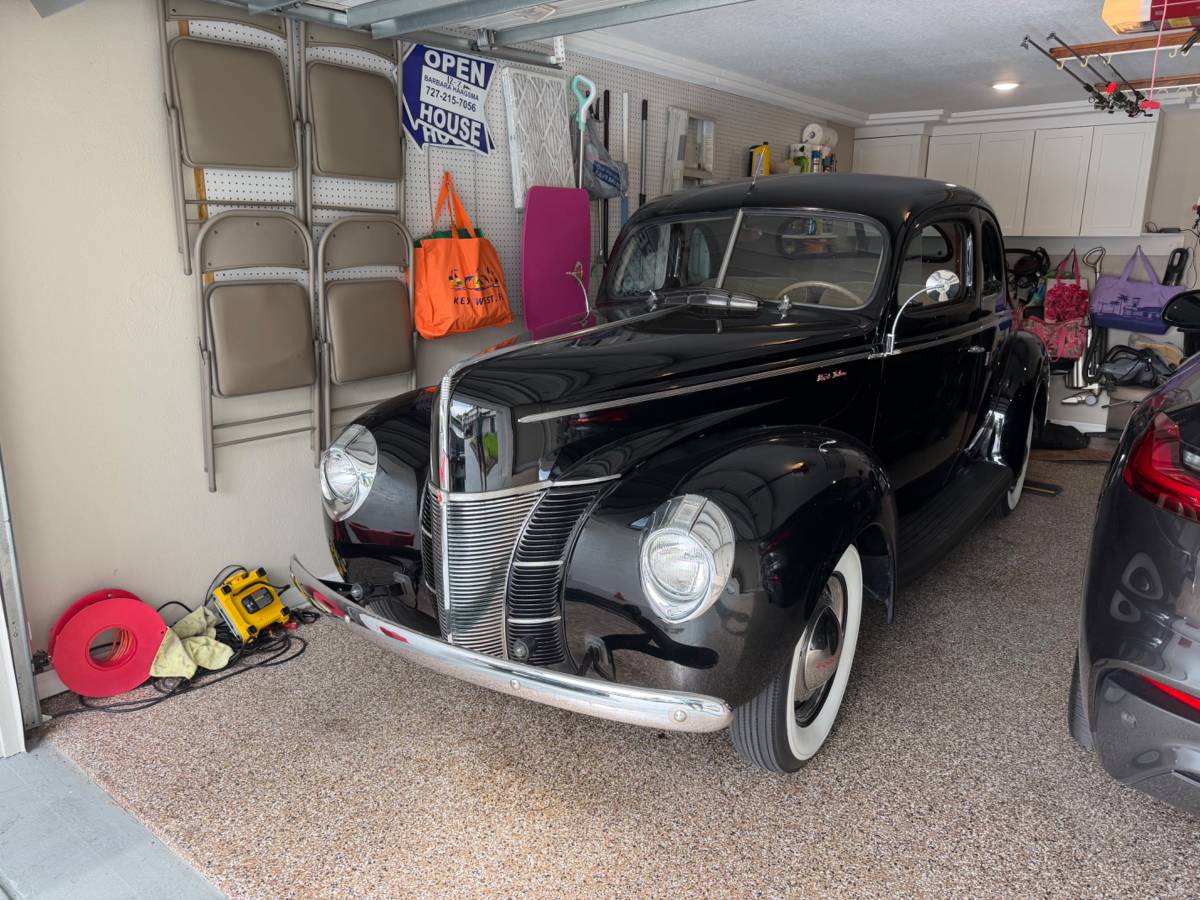 Ford-Coupe-1940-black