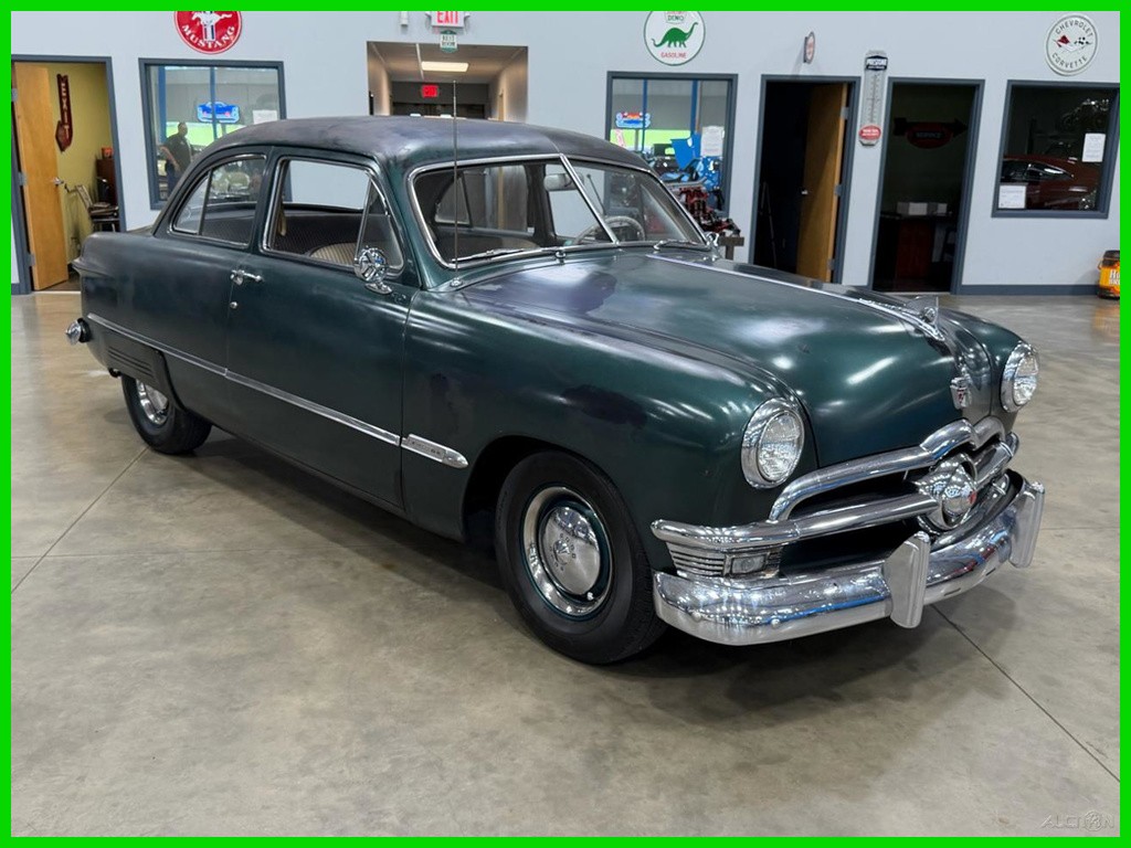 Ford-Custom-1950-Other-Gray