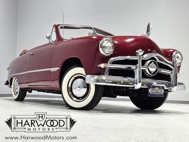 Ford Custom Deluxe 1949