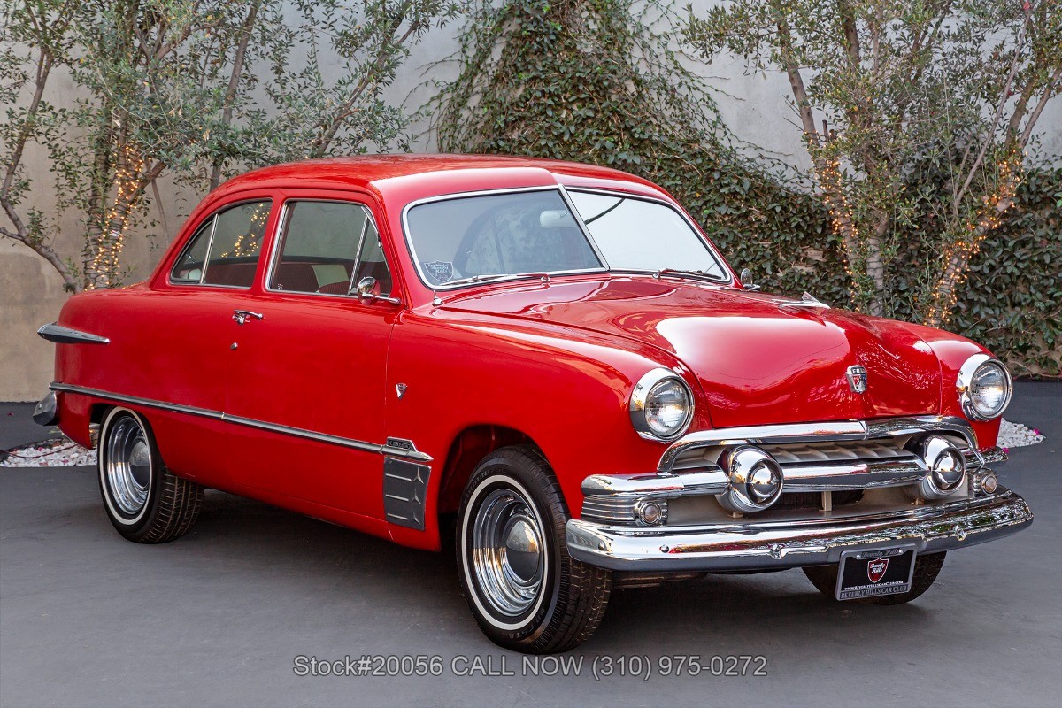 Ford Custom Deluxe Tudor Sedan 1951