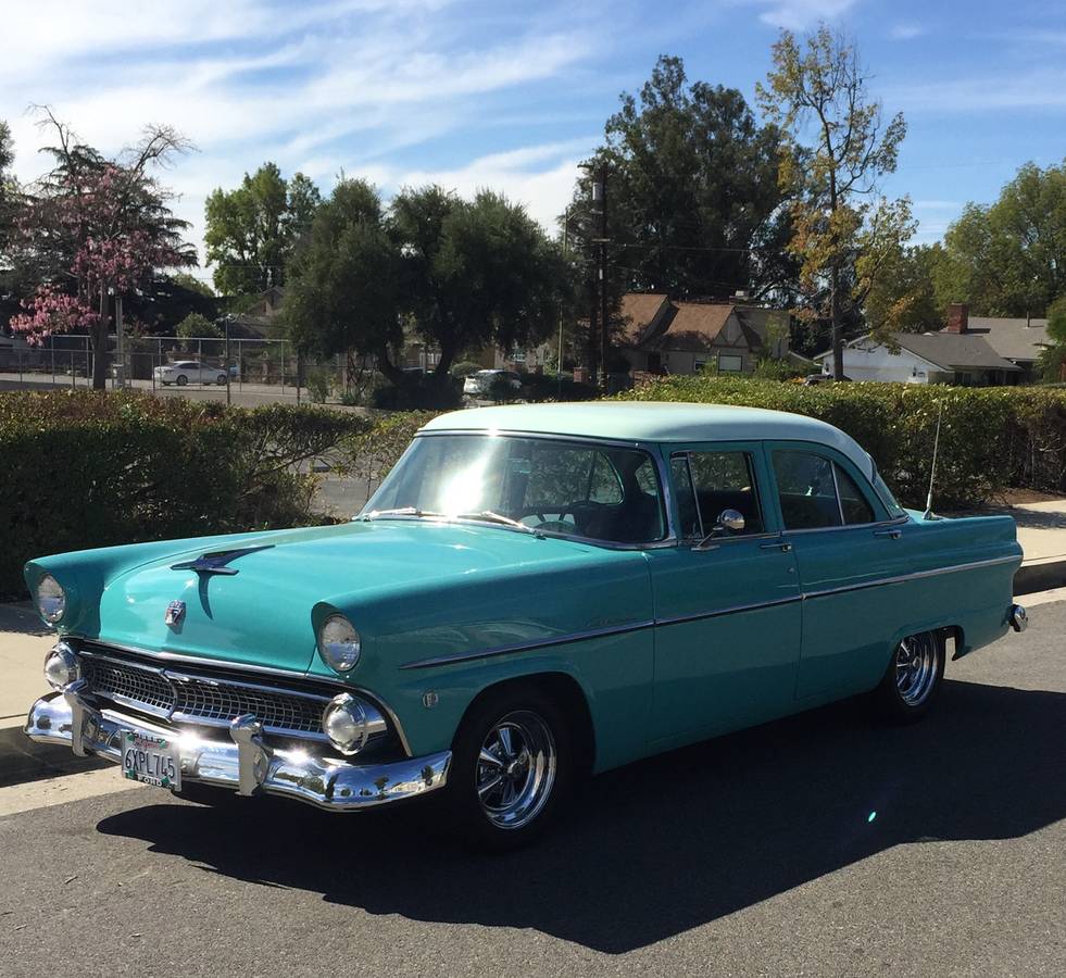 Ford-Customline-1955-Blue
