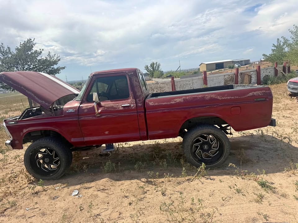 Ford-E-150-1978