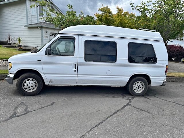 Ford-E-150-1992
