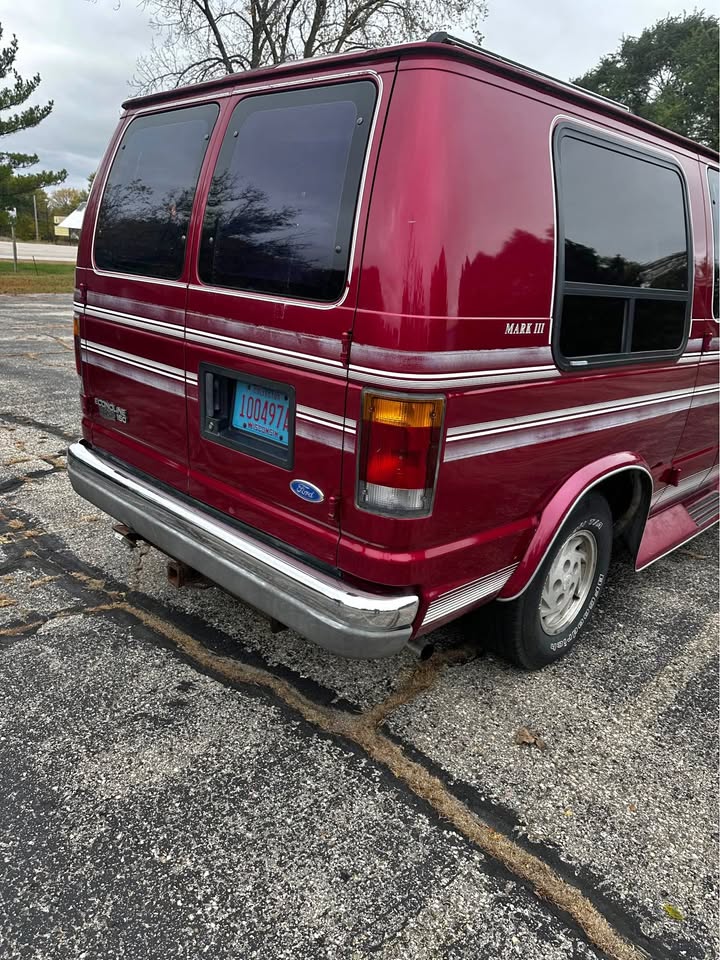 Ford-E-150-1993