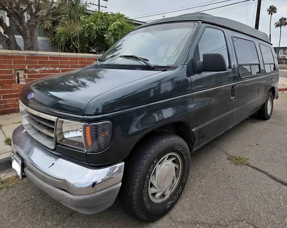 Ford-E-150-1995