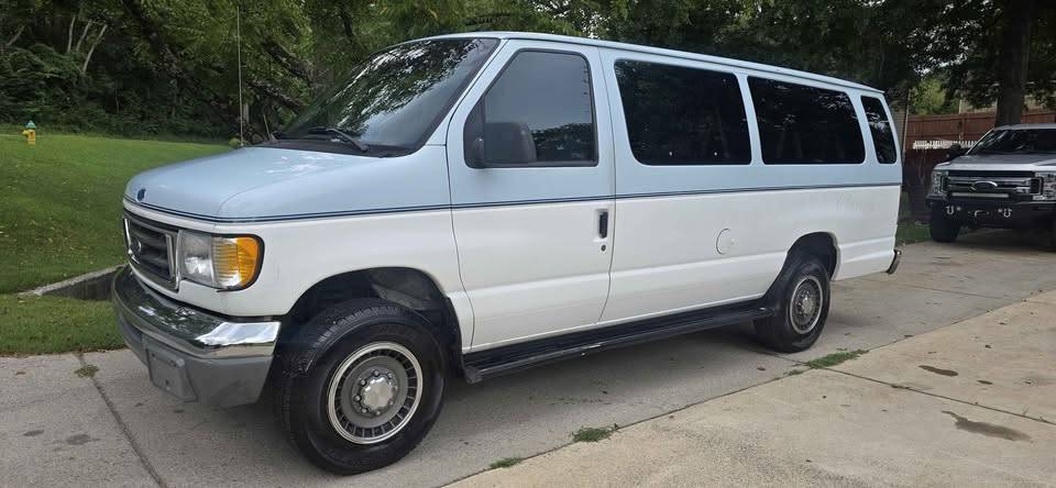 Ford-E-350-1-ton-1992