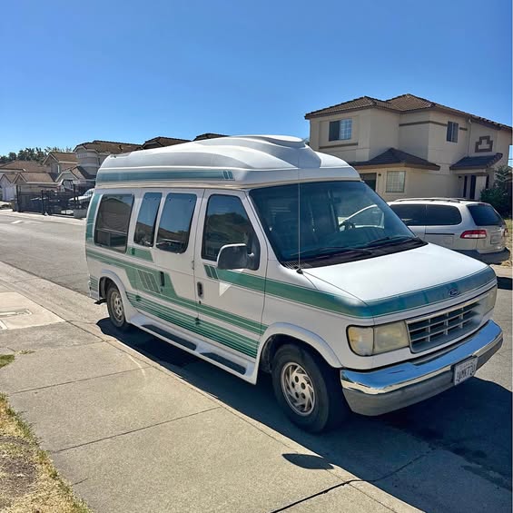 Ford-E-350-1993