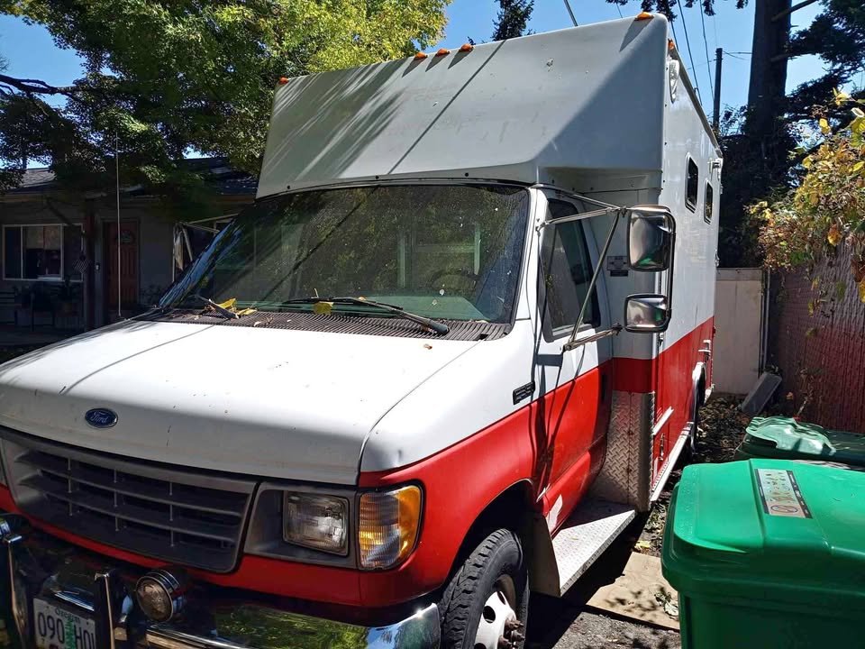Ford-E-350-1993