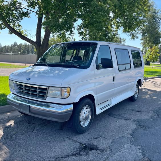 Ford-E-350-1995
