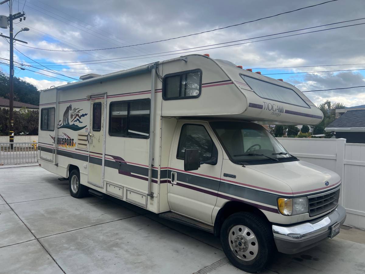 Ford-E-350-1995-white