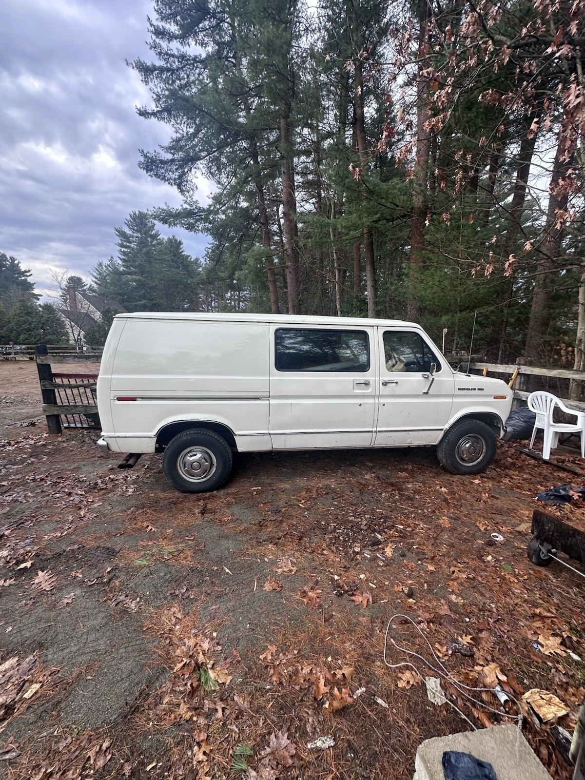 Ford-E-350-Econoline-1989-Cutaway-Van-Gray