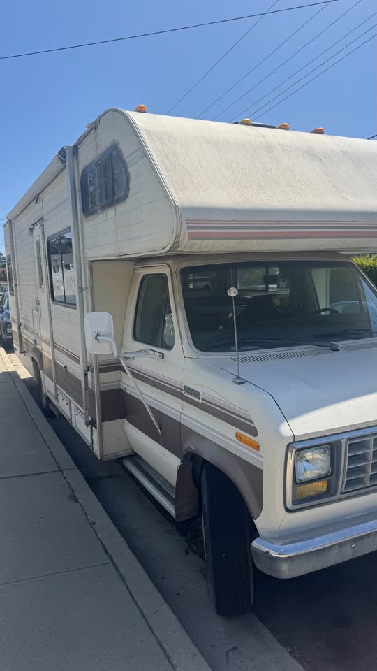 Ford-E-350-fleetwood-jamboree-1991