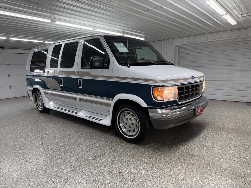Ford-E-series-1993-White-Green