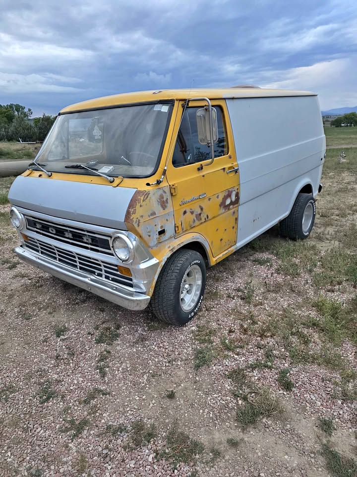 Ford-E100-1972