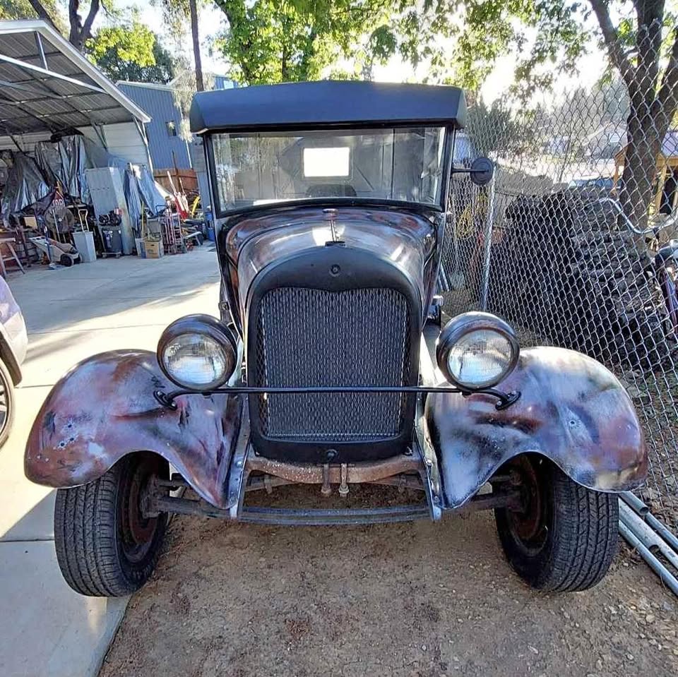 Ford-E150-cargo-1929