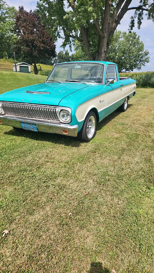 Ford-E150-passenger-1962