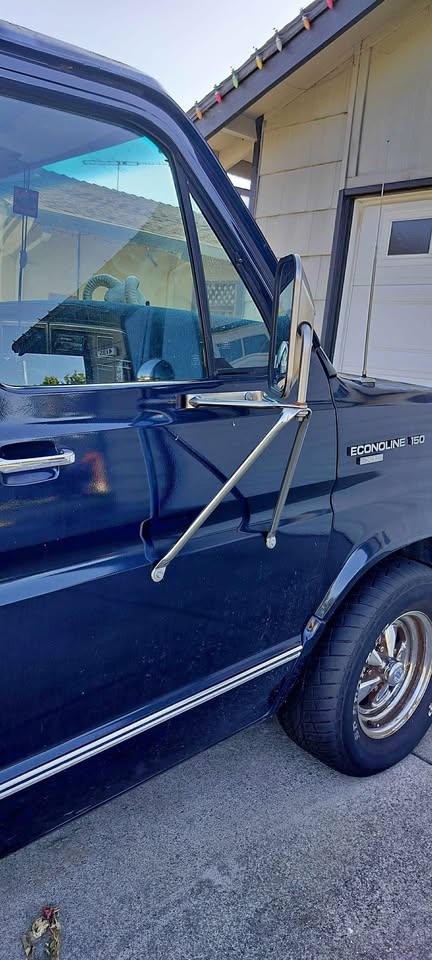 Ford-E150-passenger-1989