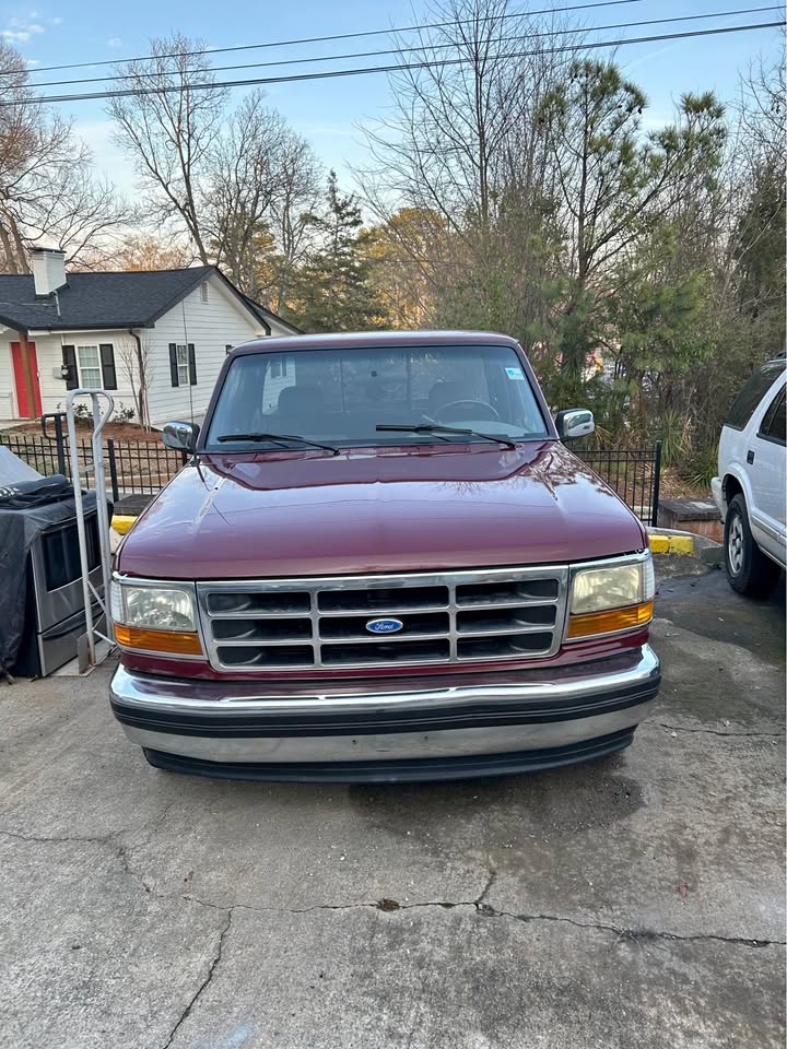 Ford-E150-passenger-1993