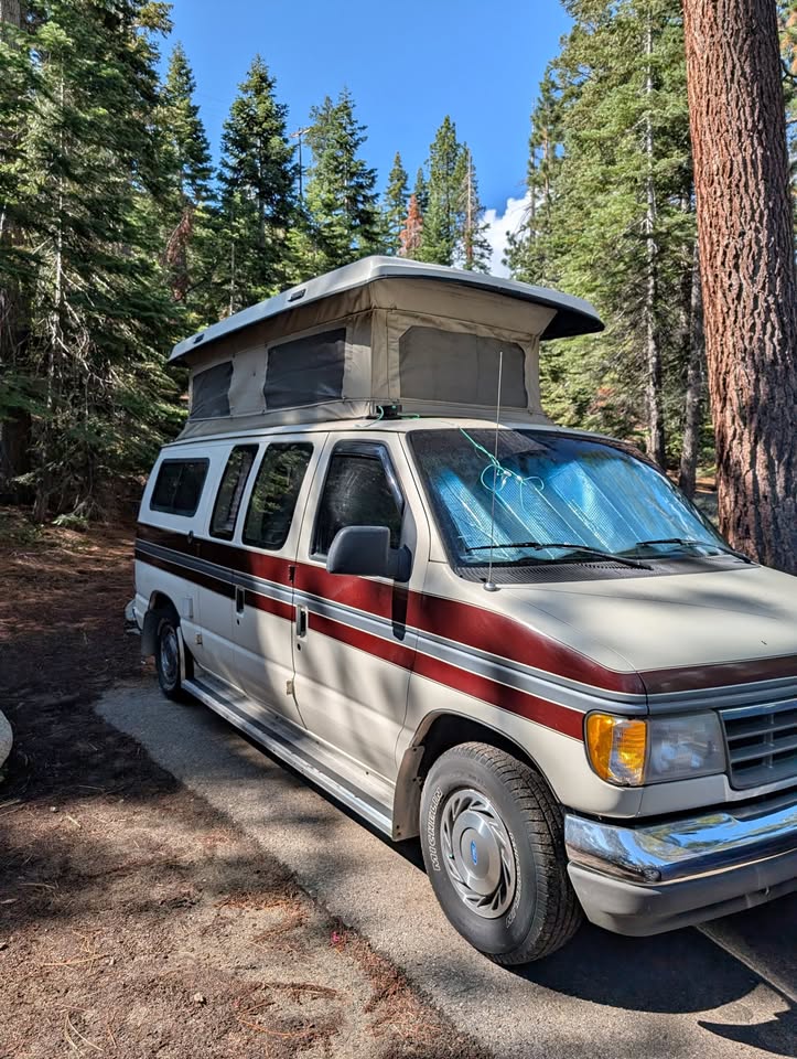 Ford-E150-sportsmobile-1992