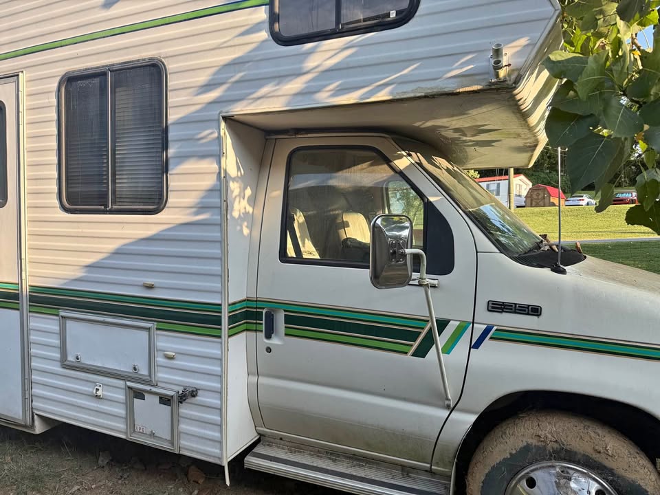 Ford-E350-1992