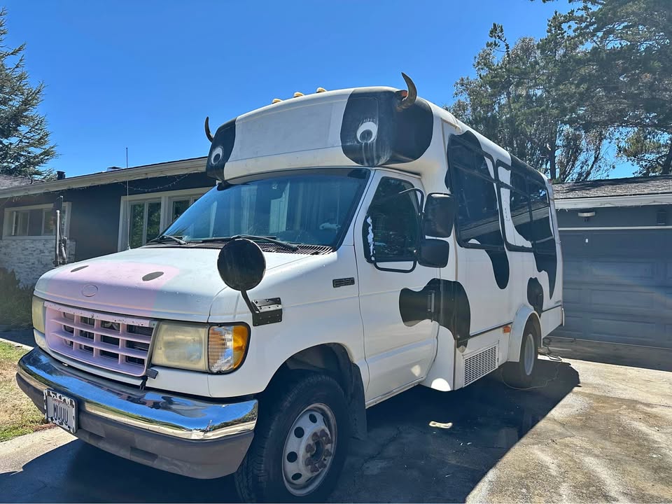 Ford-E350-champion-bus-conversion-1995