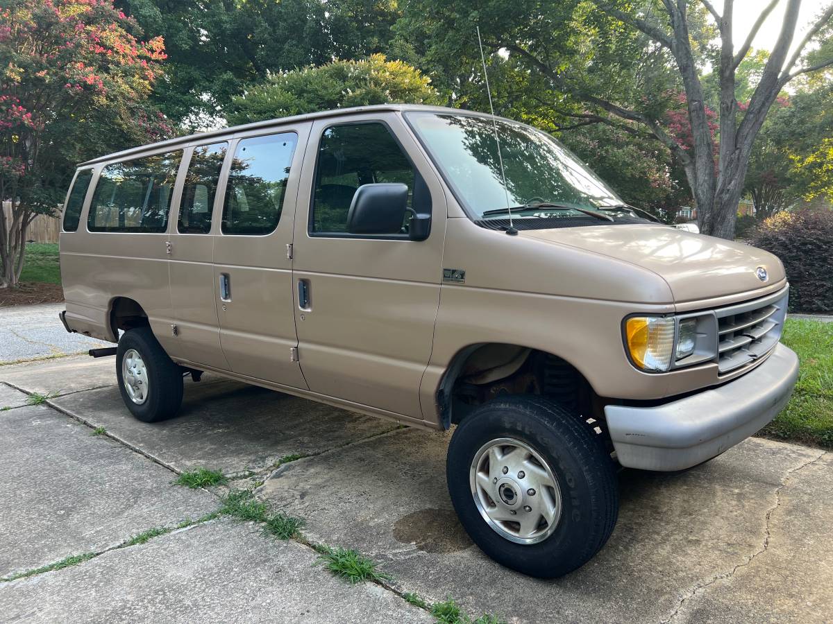 Ford-E350-quigley-4x4-1996
