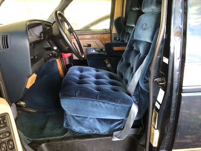 Ford-Econoline-150-van-1993-blue