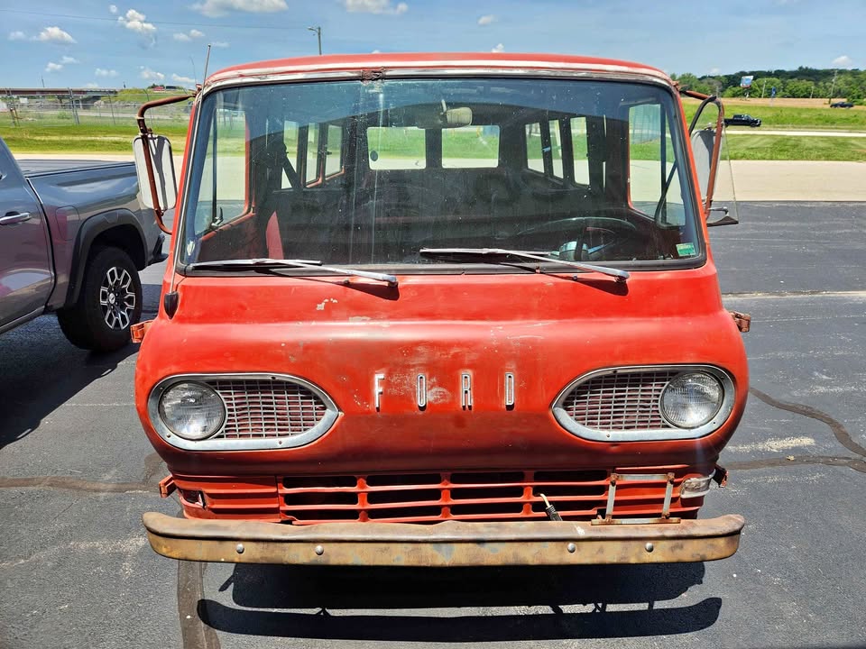 Ford-Econoline-1961