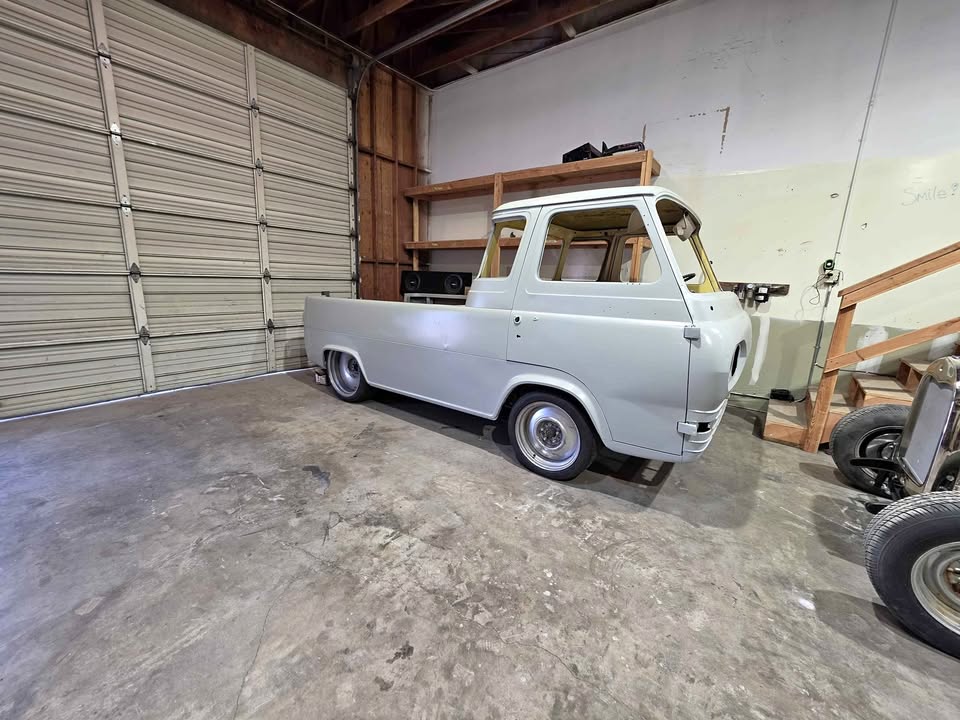 Ford-Econoline-1961