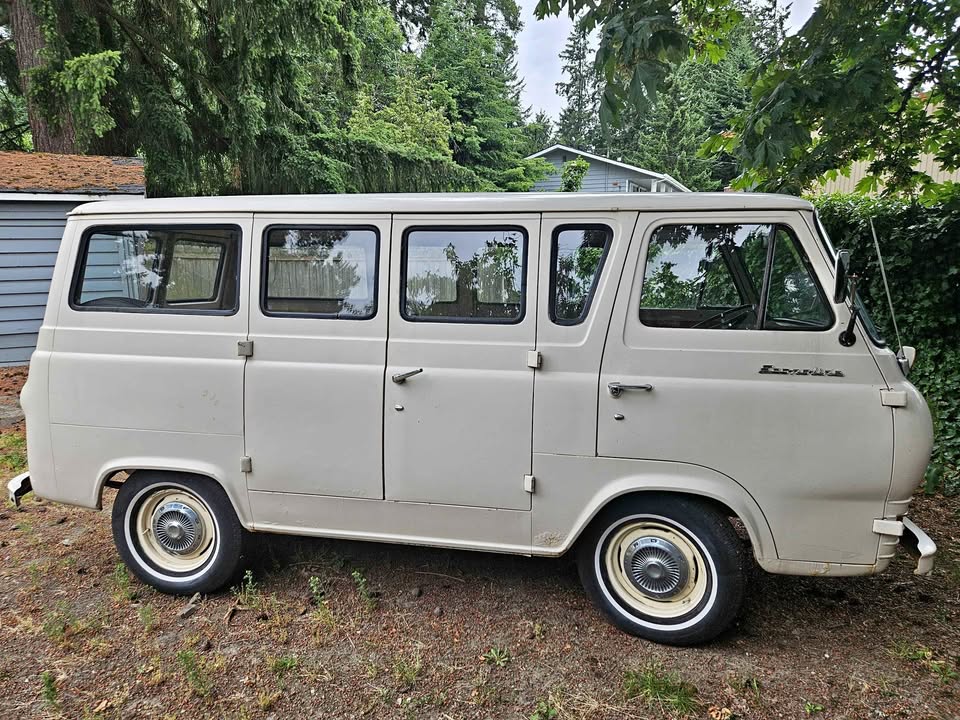 Ford-Econoline-1963