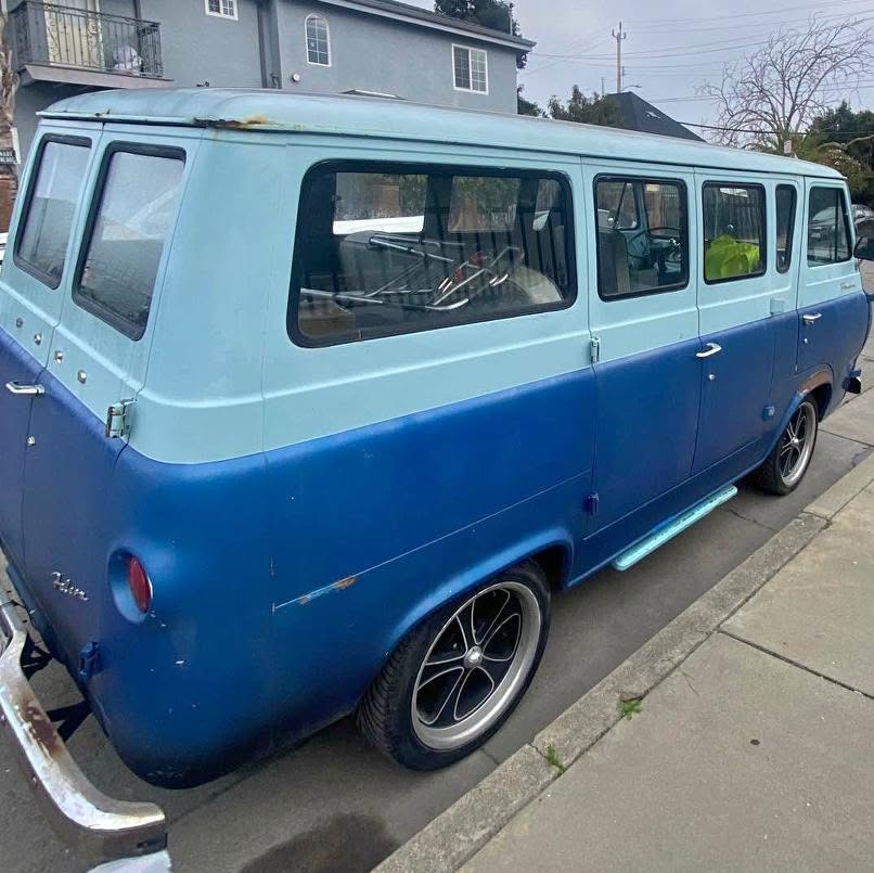 Ford-Econoline-1963